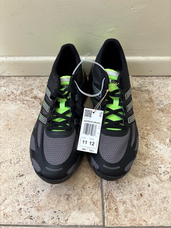 Men’s adidas Adizero Aruku - Core Black / Grey Four / Signal Green- JQ8207 main image 4